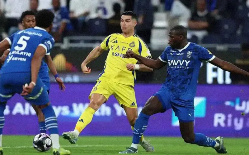 أزمة كريستيانو رونالدو.. سكاي سبورتس تكشف تفاصيل جديدة بشأن مستقبل النجم مع النصر